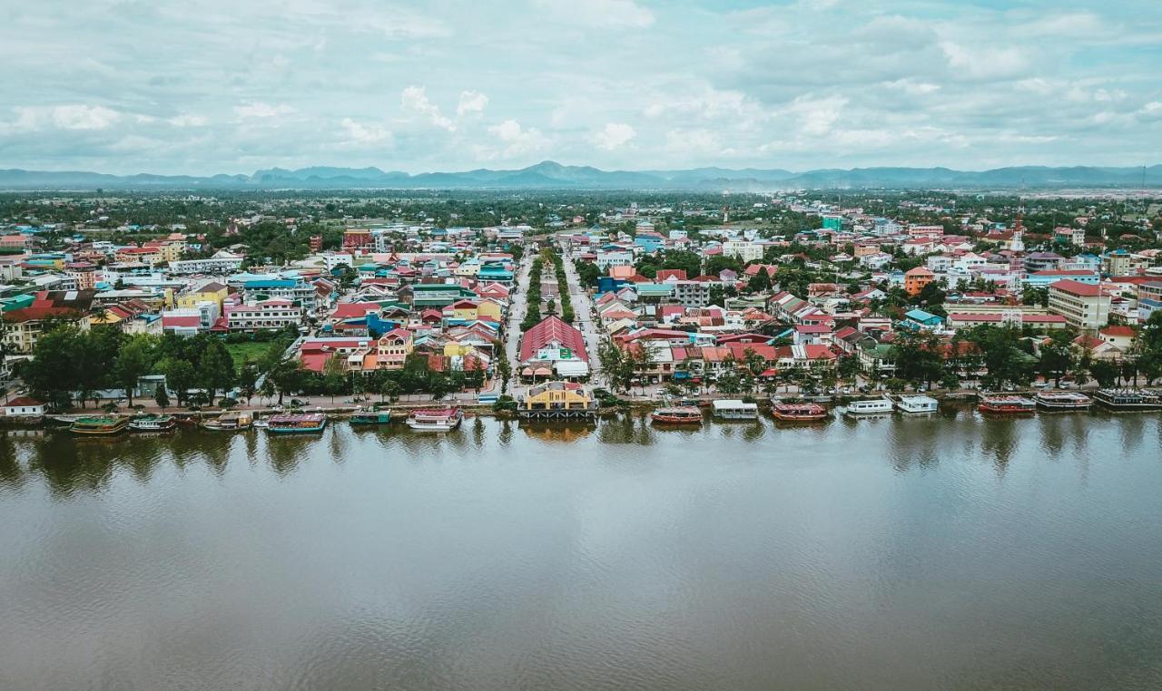 Makk Hotel Кампот Екстер'єр фото