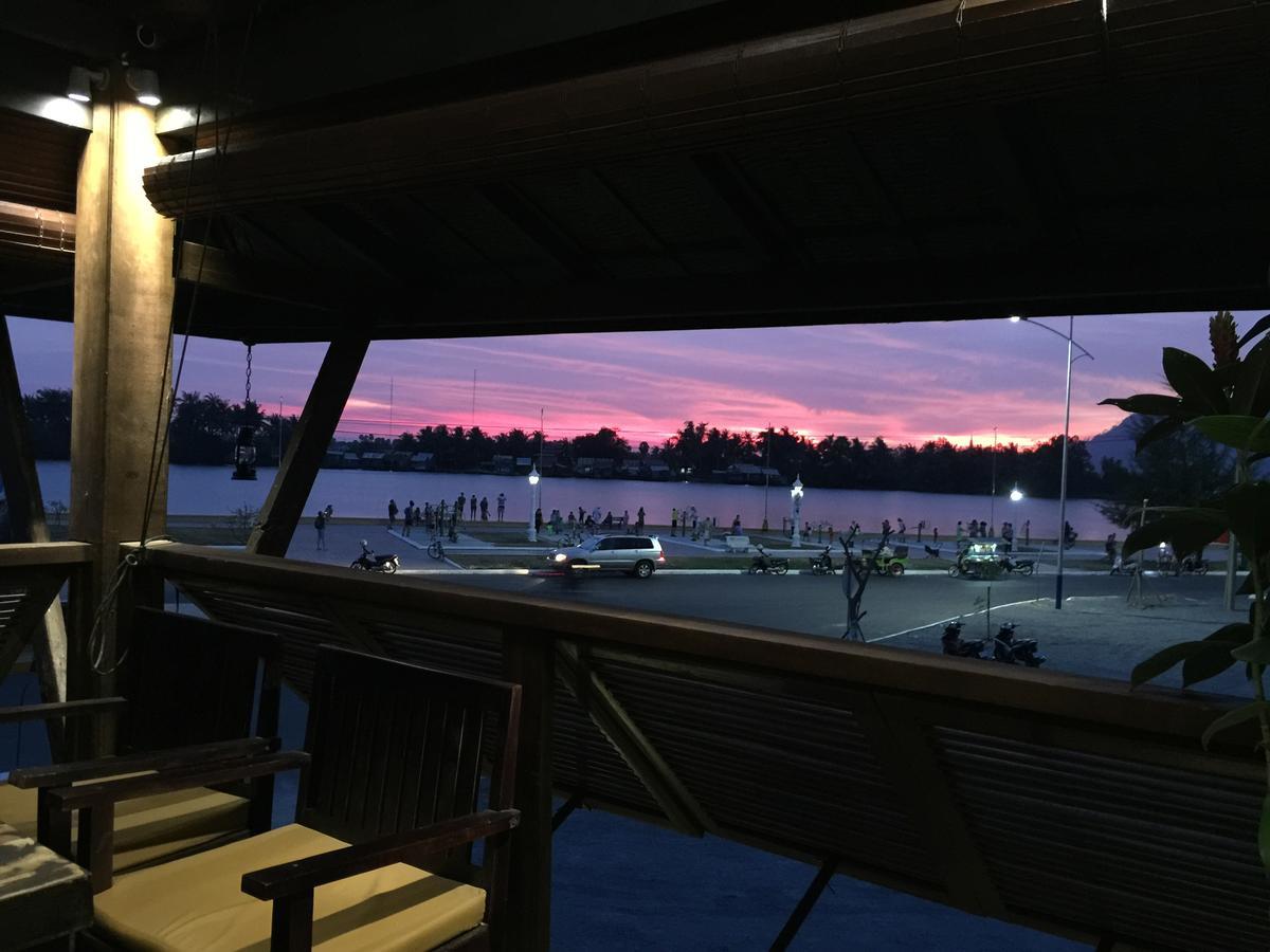 Makk Hotel Кампот Екстер'єр фото